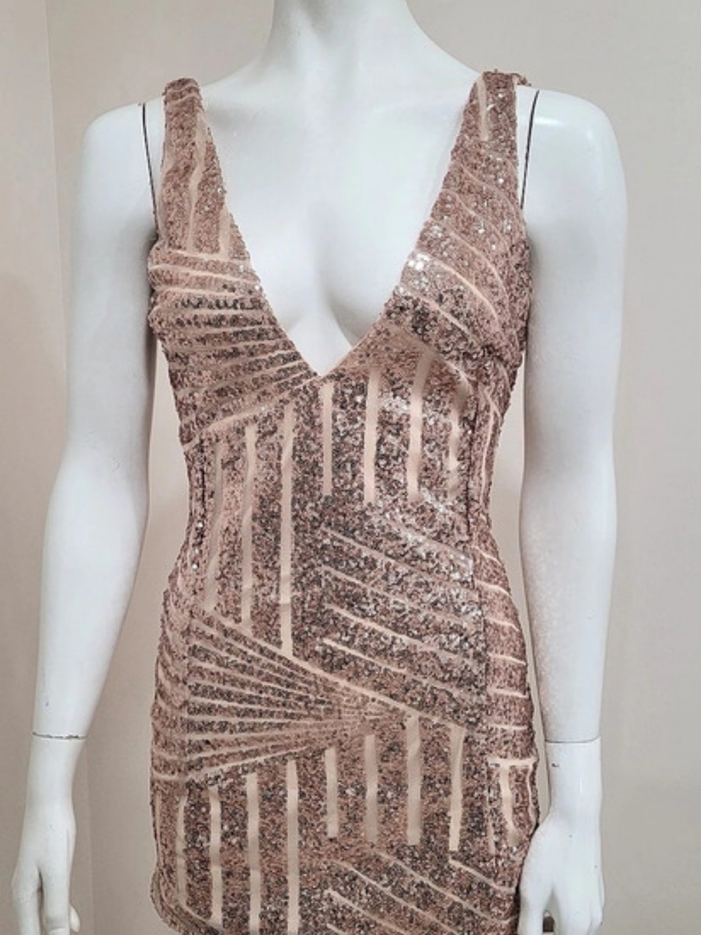Sequin Geometric Mini Dress in Pink Size CN Medium/US XS Like New